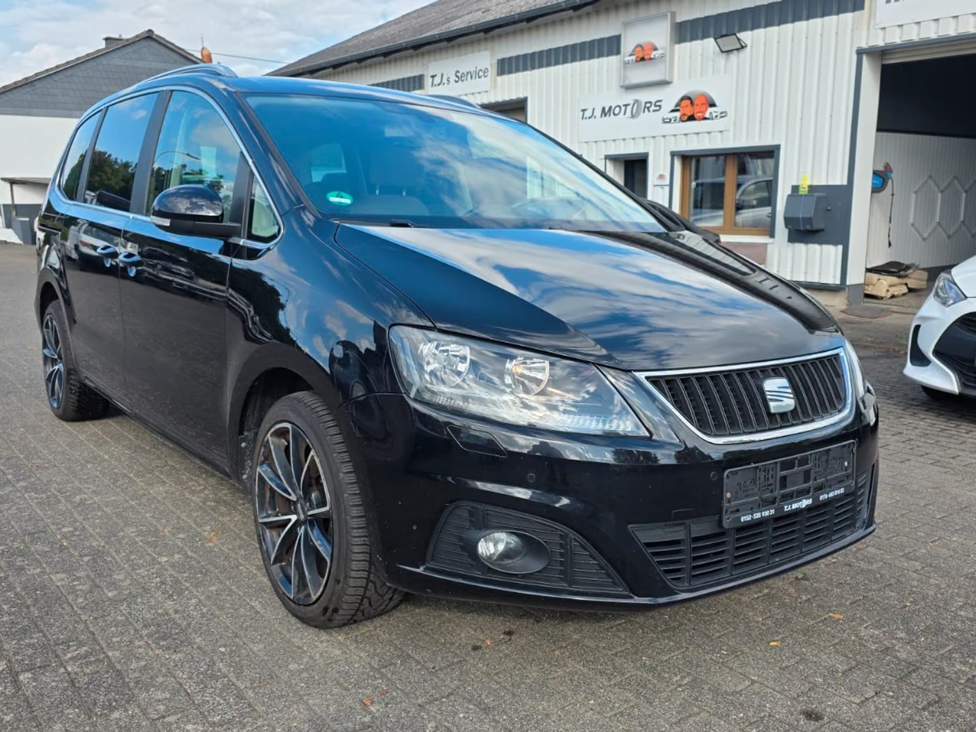 Seat Alhambra 7 Sitzer, TÜV Neu! Zahnriemen Neu! bei T.J. Motors in Gösenroth